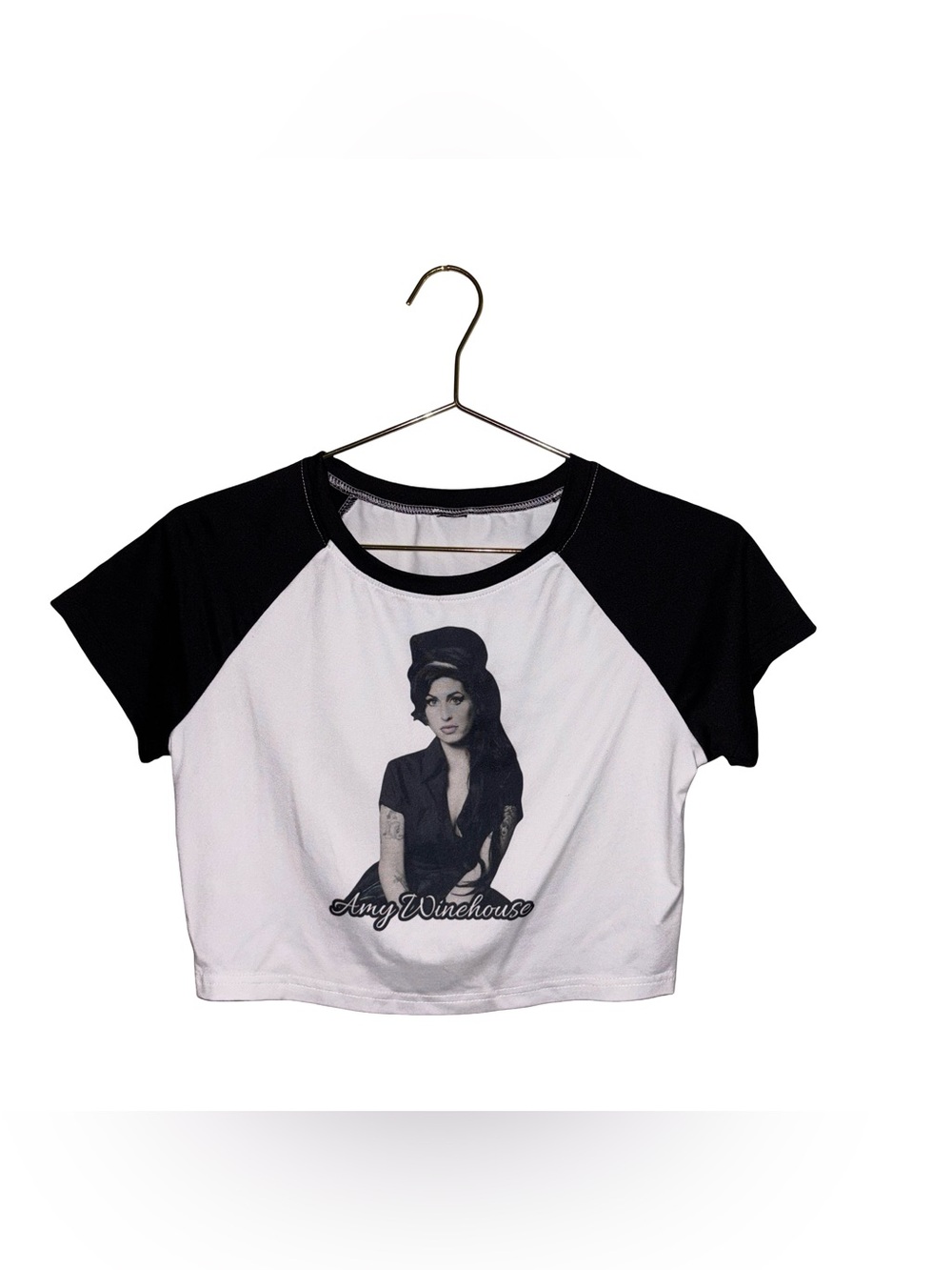 Amy Winehouse Women's Black & White Raglan Crop Tee